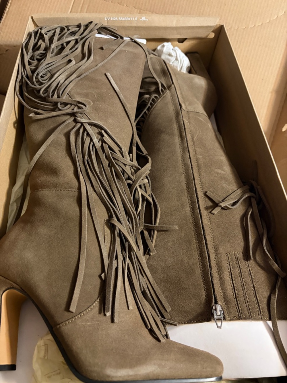 NIB DOLCE VITA Giano Suede Fringe Boots size 8.5
 reg $295 in Olive - Picture 4 of 9